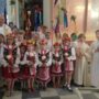 Kinder aus der polnischen Gemeinde Dresden zum Gottesdienst in der Kathedrale