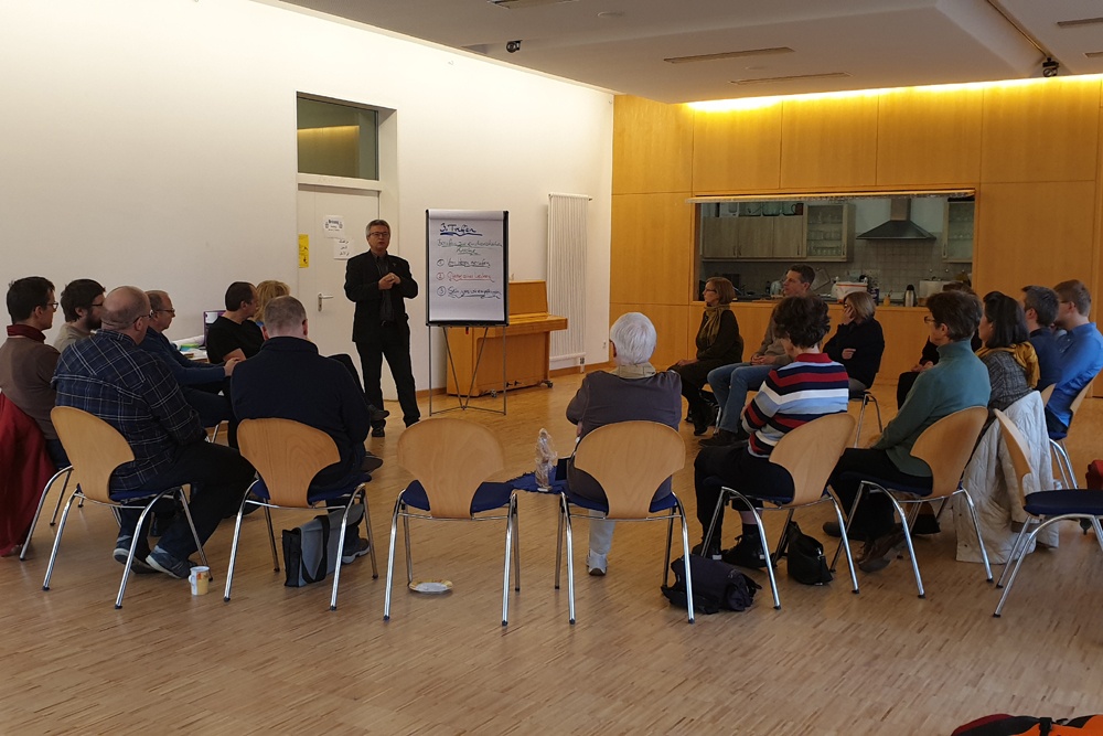 15 12 9 Uhr Neustadt Gemeindeversammlung Romisch Katholische